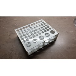 Atypický kombinovaný laboratorní stojánek pro 65 zkumavek AS17603005